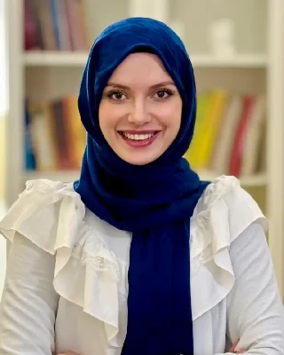 Psikolog Zeynep Nur Batuk